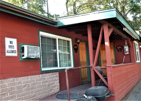 Cabin #2 at Pyramid Lake Lodge