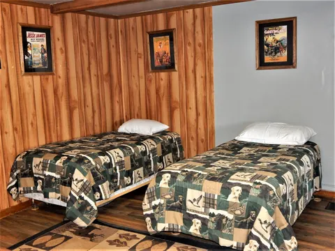 Cabin #2 at Pyramid Lake Lodge — photo 3