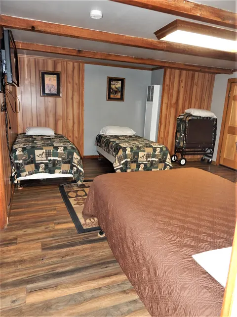 Cabin #2 at Pyramid Lake Lodge — photo 6