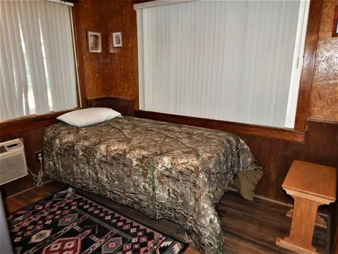 Cabin #3 at Pyramid Lake Lodge — photo 2