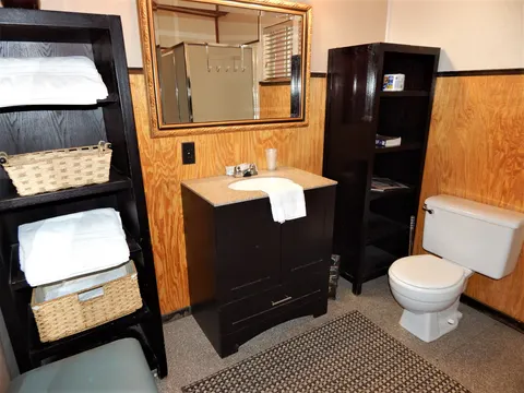 Cabin #5 at Pyramid Lake Lodge — photo 9