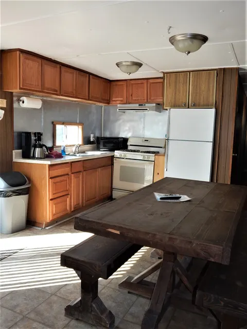 Mobile Homes at Pyramid Lake Lodge
