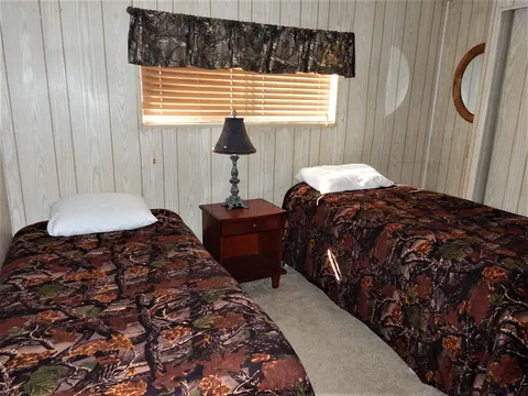 Trailer #7 at Pyramid Lake Lodge — photo 3