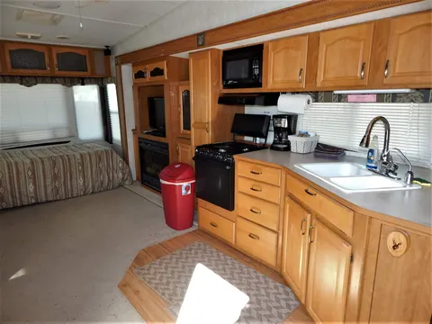 Prowler Regal #12 at Pyramid Lake Lodge — photo 4