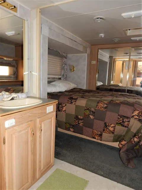 Holiday Rambler #13 at Pyramid Lake Lodge — photo 5