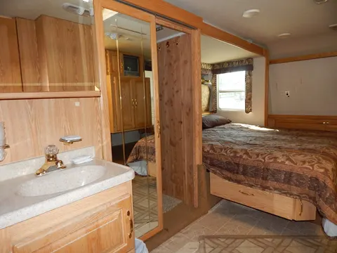 Alpha Gold #18 at Pyramid Lake Lodge — photo 4